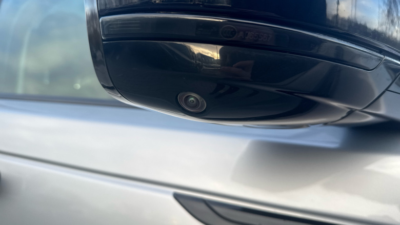 Land Rover Range Rover Velar 2.0 D200 SE 5dr Auto Diesel Estate